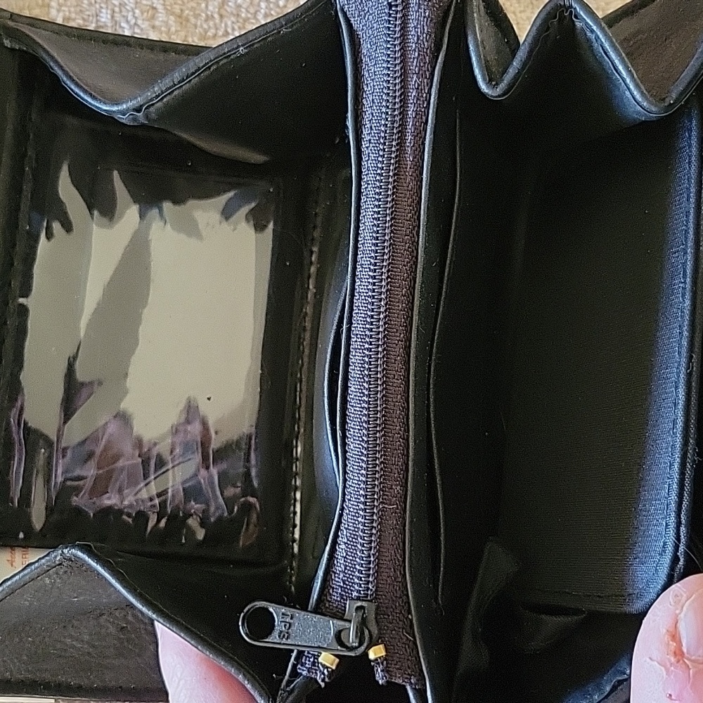 Avanti Small Purse - Picture 4 of 7